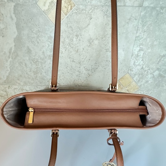 Michael Kors Jet Set Travel Large Shoulder Tote Bag MK Brown - Picture 7 of 14